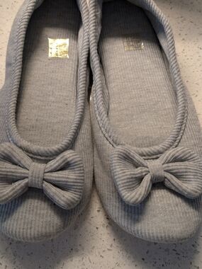 Light Gray Bow Ballet Slippers